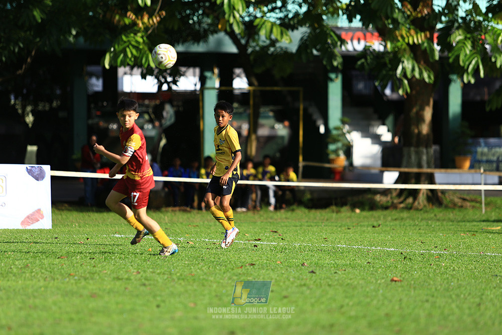 ijl u12 211225 semi final champ newland fa vs binna banua fc red