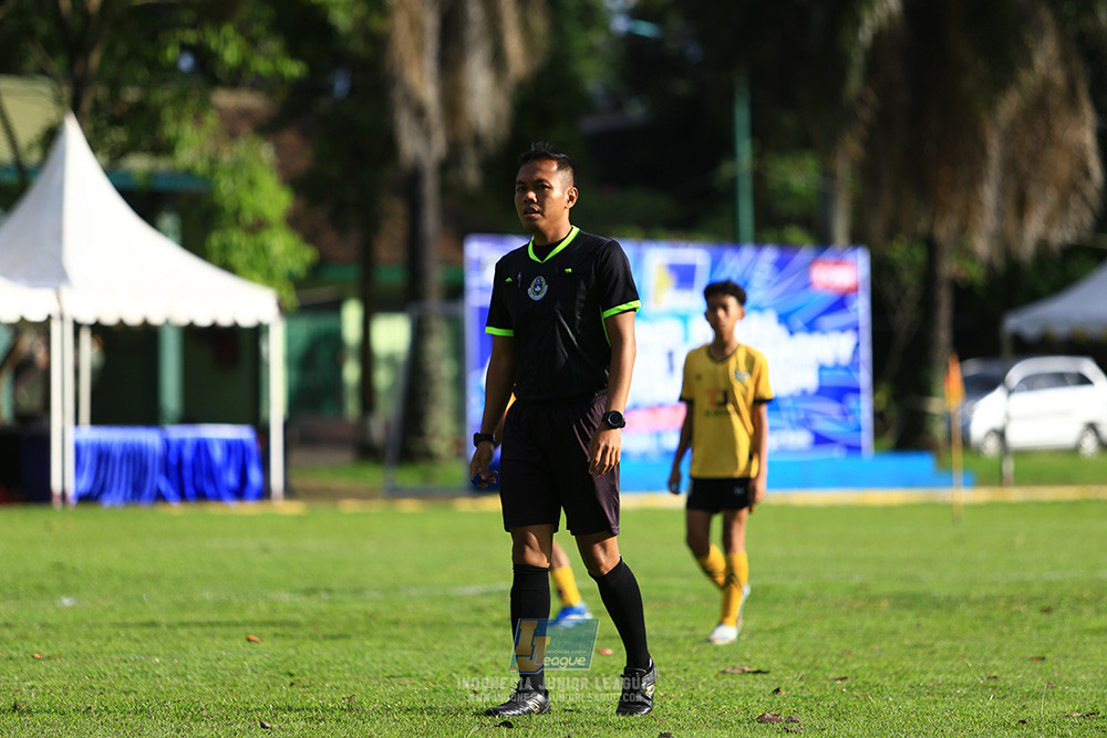 ijl u12 211225 semi final champ newland fa vs binna banua fc red