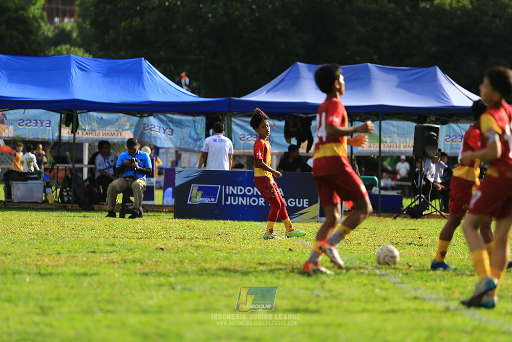 ijl u12 211225 semi final champ newland fa vs binna banua fc red
