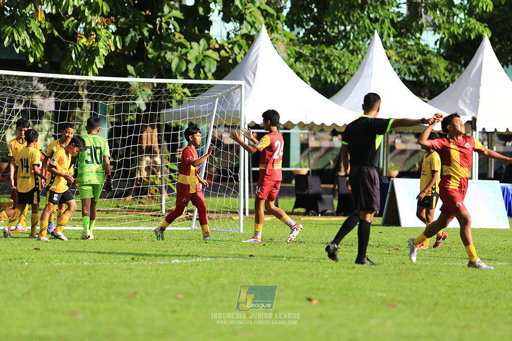ijl u12 211225 semi final champ newland fa vs binna banua fc red
