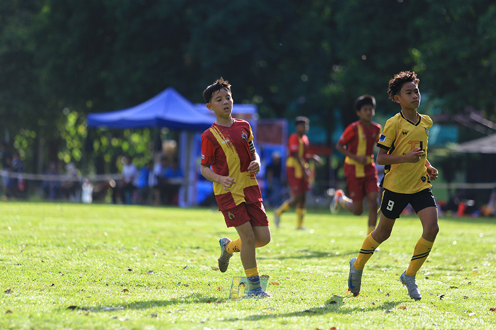 ijl u12 211225 semi final champ newland fa vs binna banua fc red
