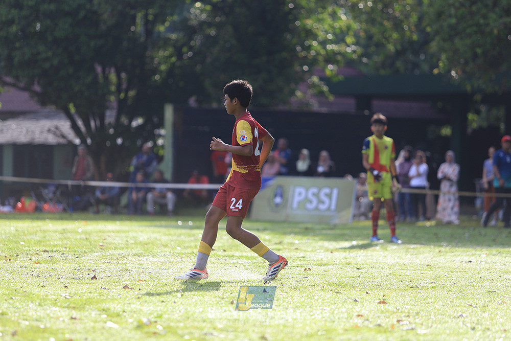 ijl u12 211225 semi final champ newland fa vs binna banua fc red