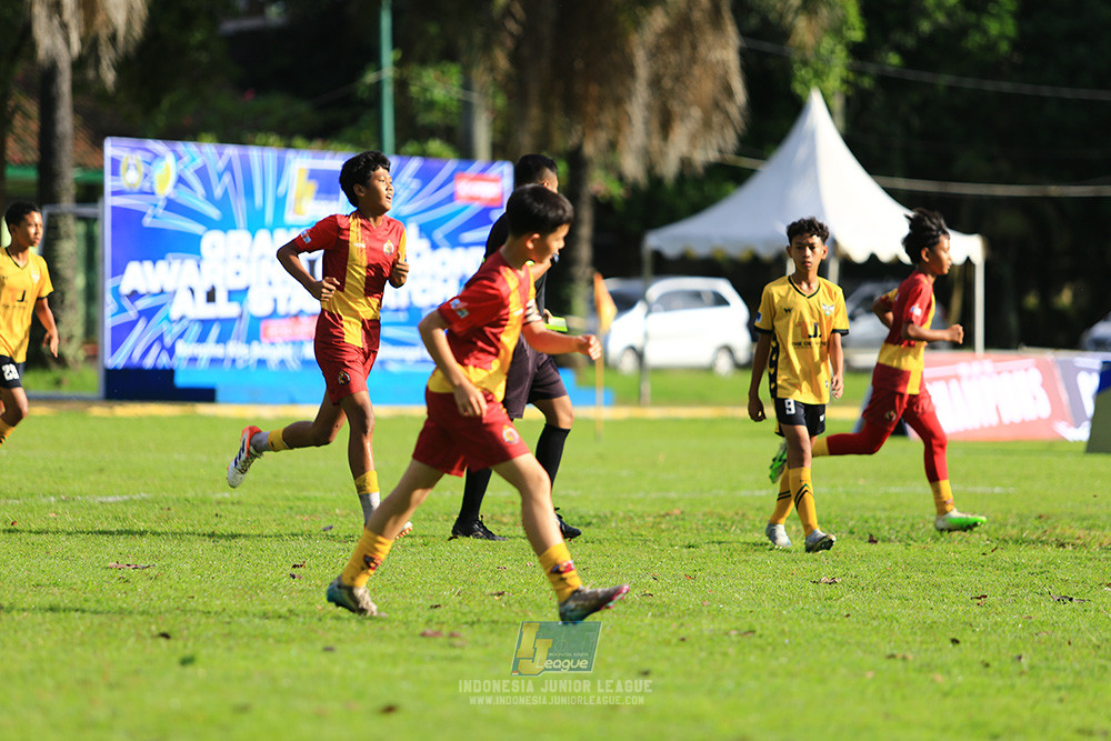 ijl u12 211225 semi final champ newland fa vs binna banua fc red