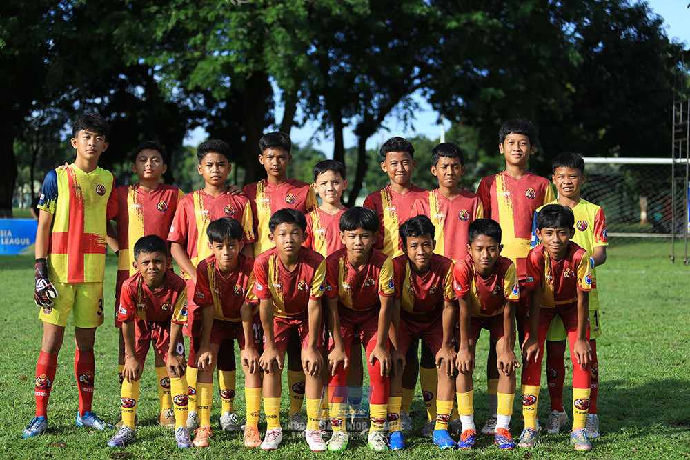 ijl u12 211225 semi final champ newland fa vs binna banua fc red