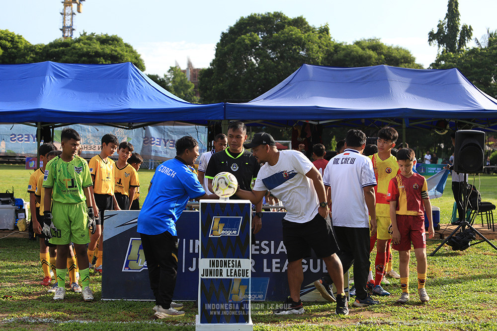 ijl u12 211225 semi final champ newland fa vs binna banua fc red