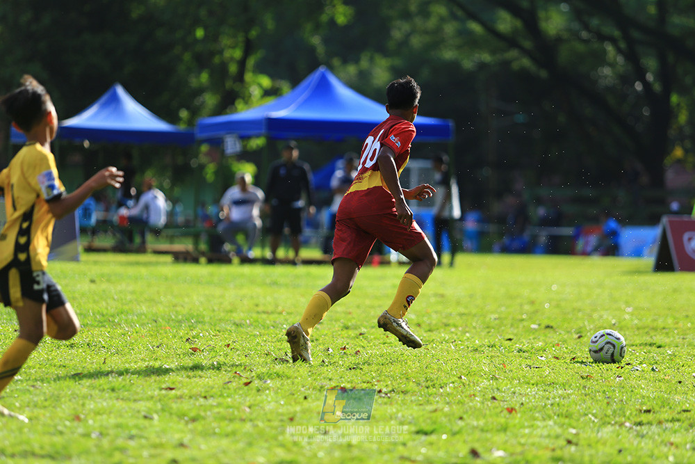 ijl u12 211225 semi final champ newland fa vs binna banua fc red