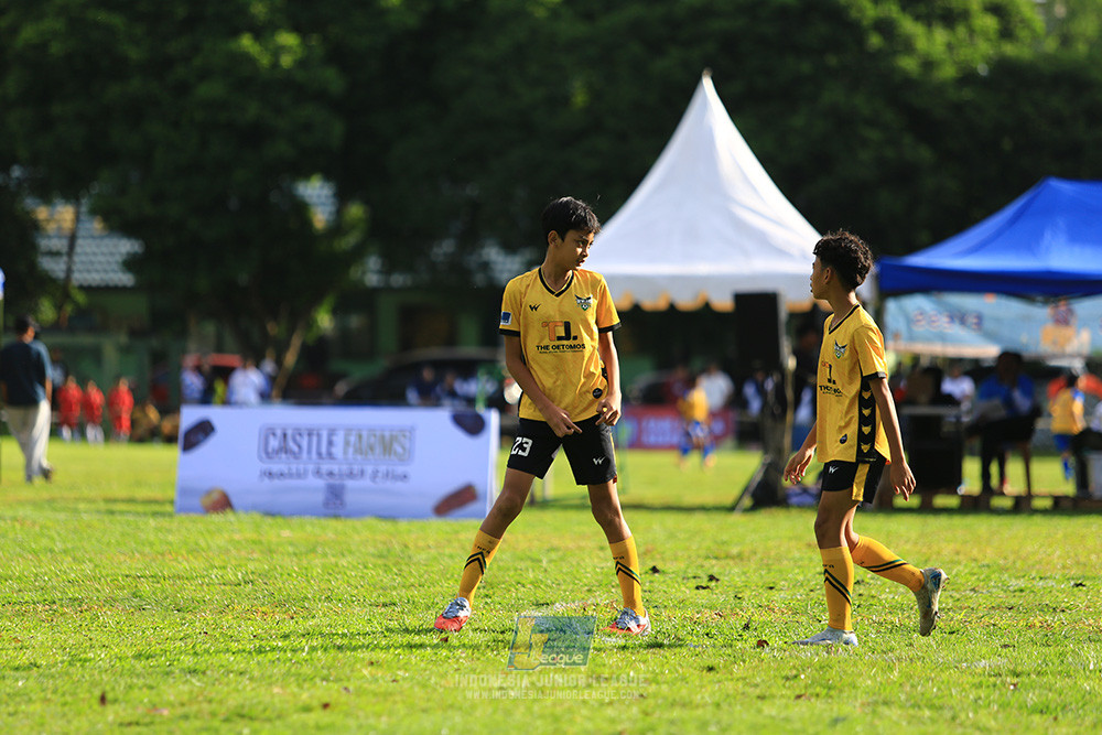 ijl u12 211225 semi final champ newland fa vs binna banua fc red