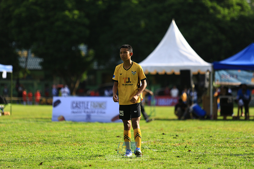 ijl u12 211225 semi final champ newland fa vs binna banua fc red