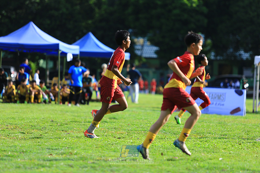 ijl u12 211225 semi final champ newland fa vs binna banua fc red