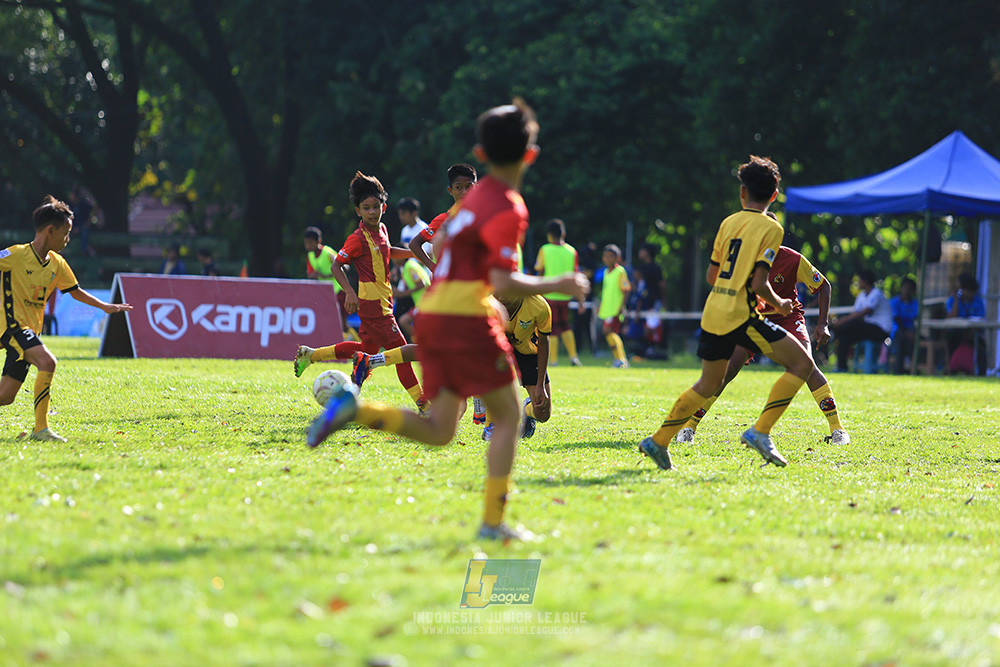 ijl u12 211225 semi final champ newland fa vs binna banua fc red