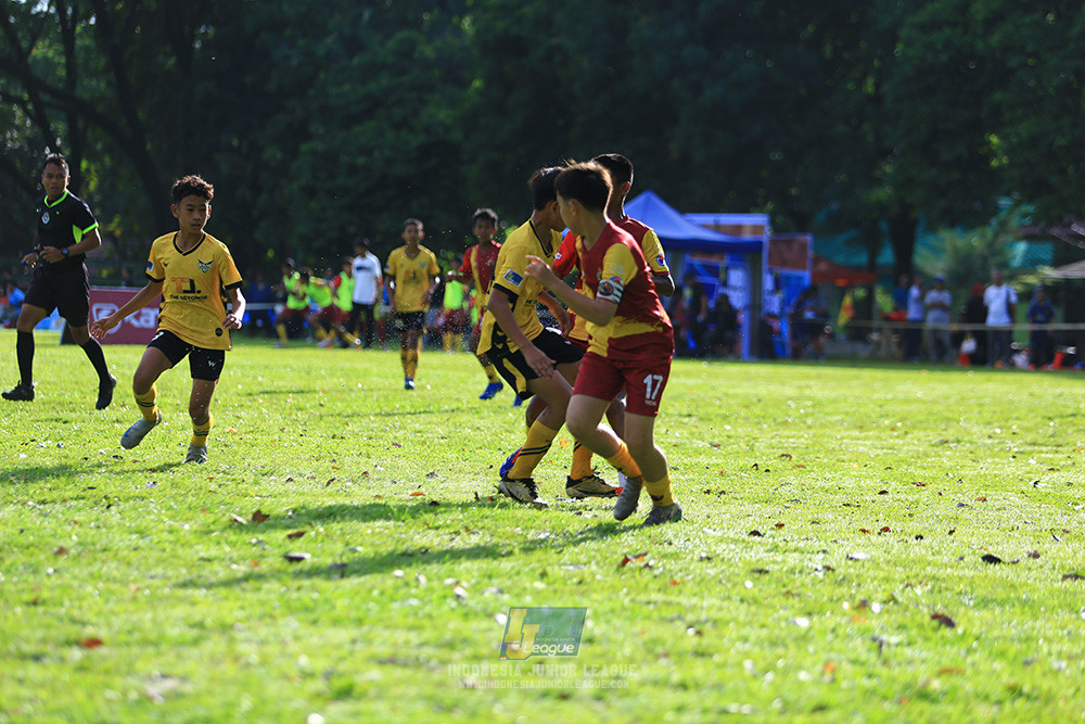 ijl u12 211225 semi final champ newland fa vs binna banua fc red
