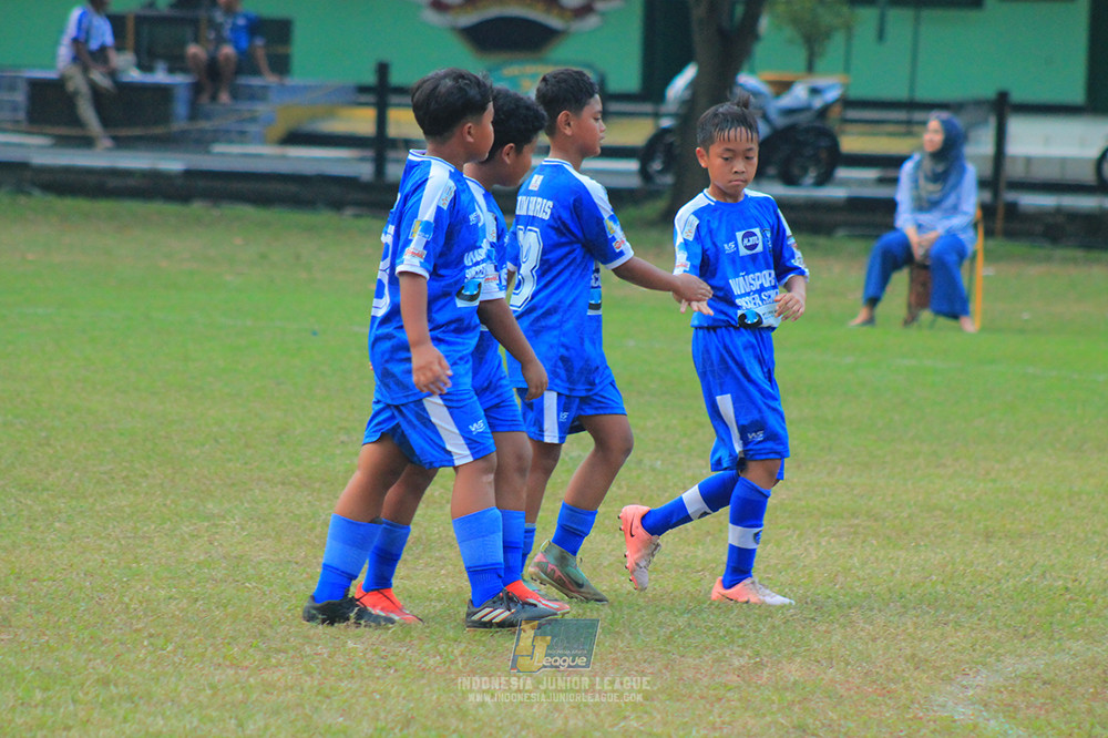 ijl u12 270725 johnson sports academy vs wins soccer school