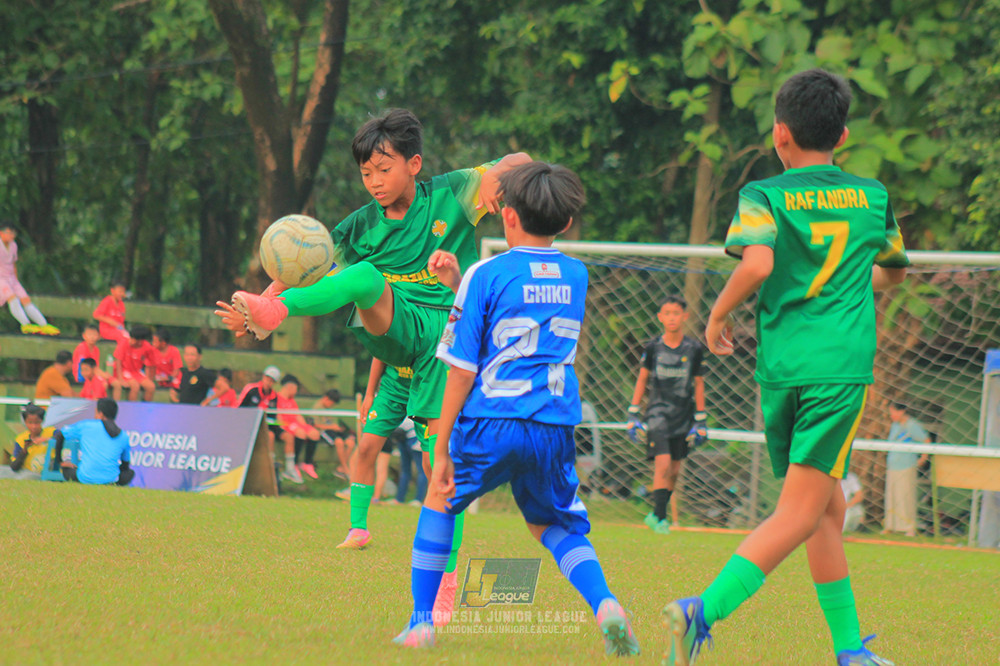ijl u12 270725 wins soccer school vs brazillian soccer lfa
