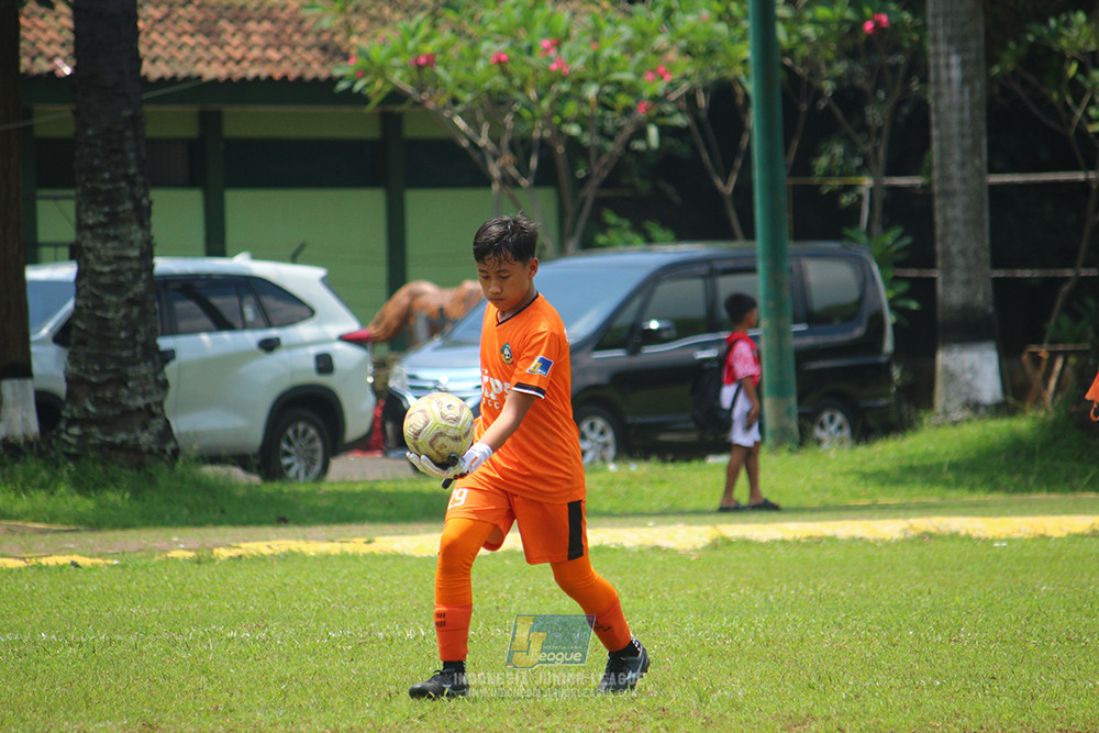 ijl u12 280925 binna banua fc red vs jips soccer