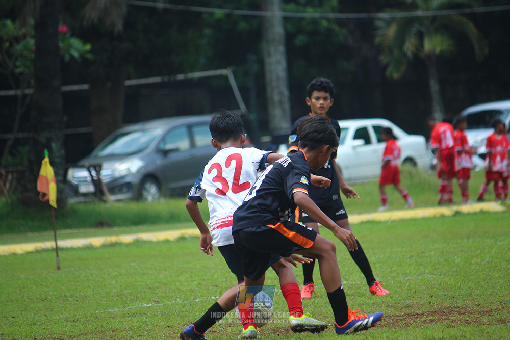 ijl u12 280925 binna banua fc red vs jips soccer