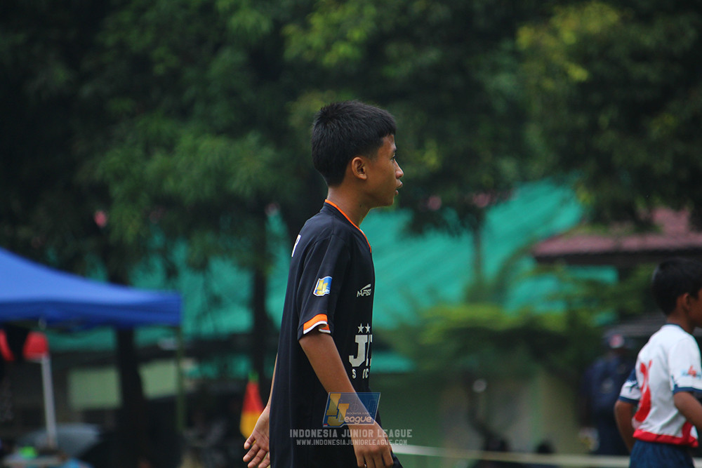 ijl u12 280925 binna banua fc red vs jips soccer