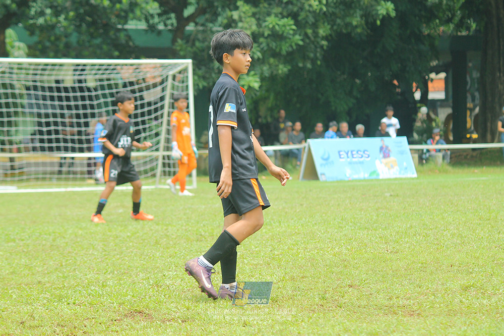 ijl u12 280925 binna banua fc red vs jips soccer