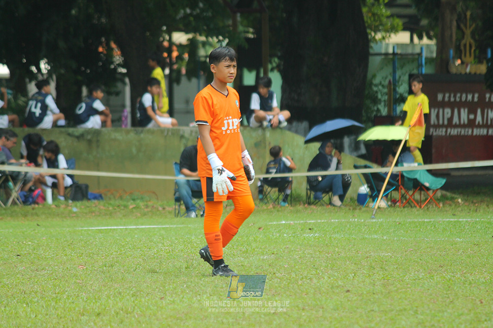 ijl u12 280925 binna banua fc red vs jips soccer