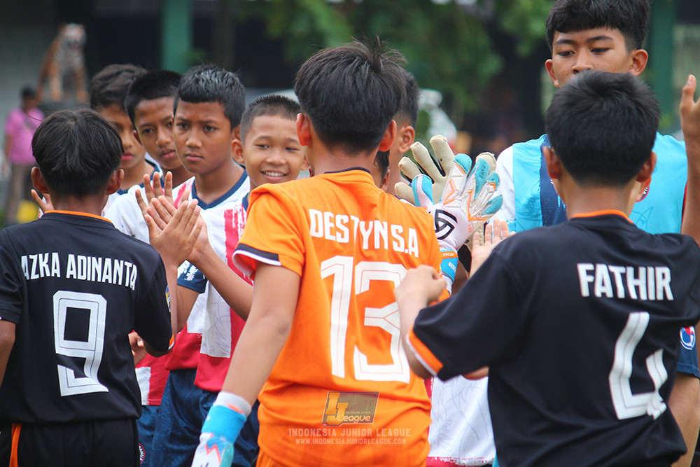 ijl u12 280925 binna banua fc red vs jips soccer