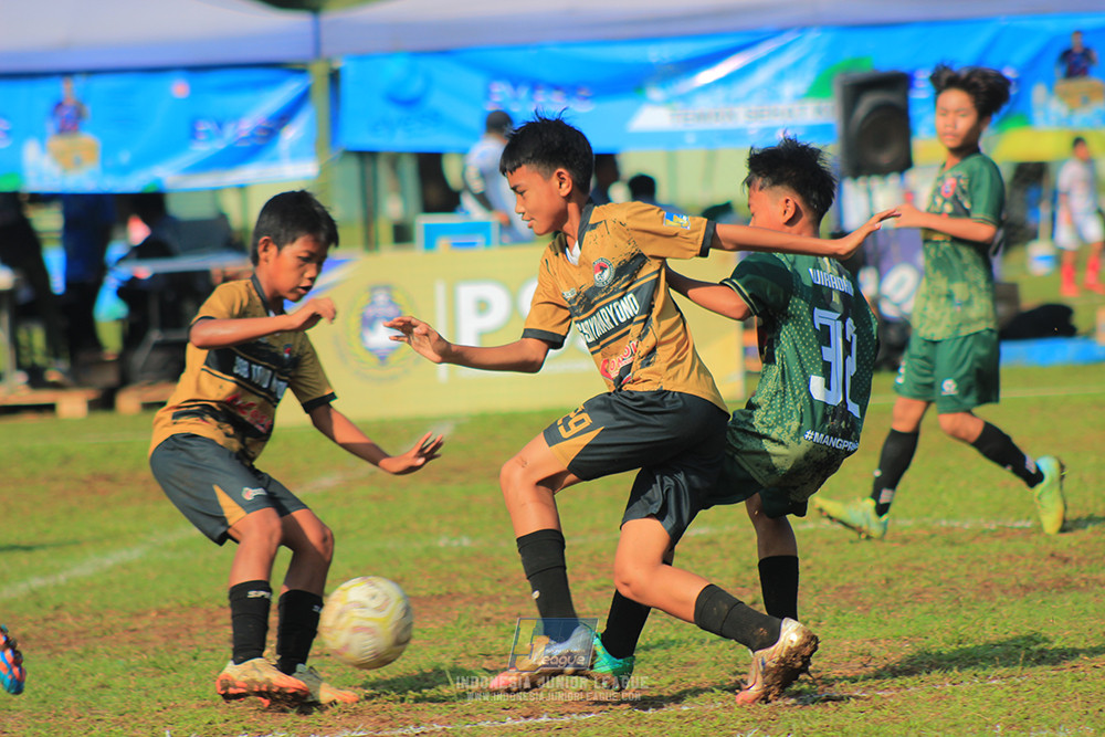 ijl u12 280925 toyo haryono vs wiradhika soccer