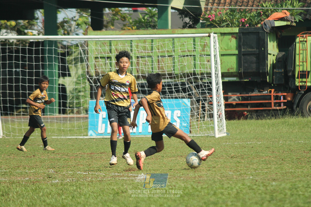 ijl u12 280925 toyo haryono vs wiradhika soccer