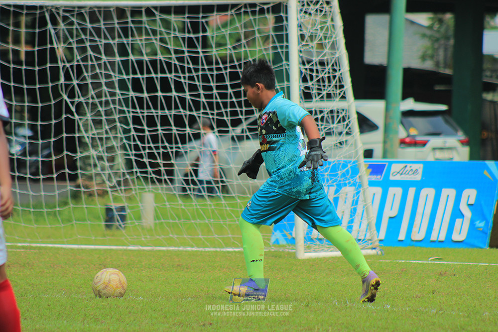 ijl u12 280925 wiradhika soccer vs isa marzuki bandriawan