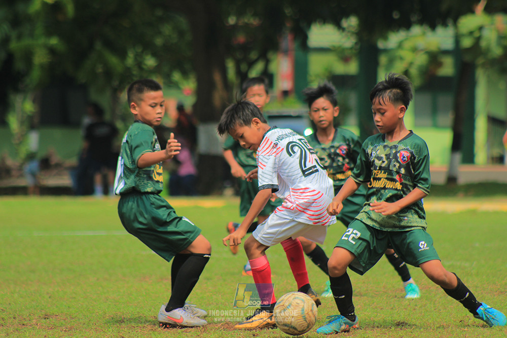 ijl u12 280925 wiradhika soccer vs isa marzuki bandriawan