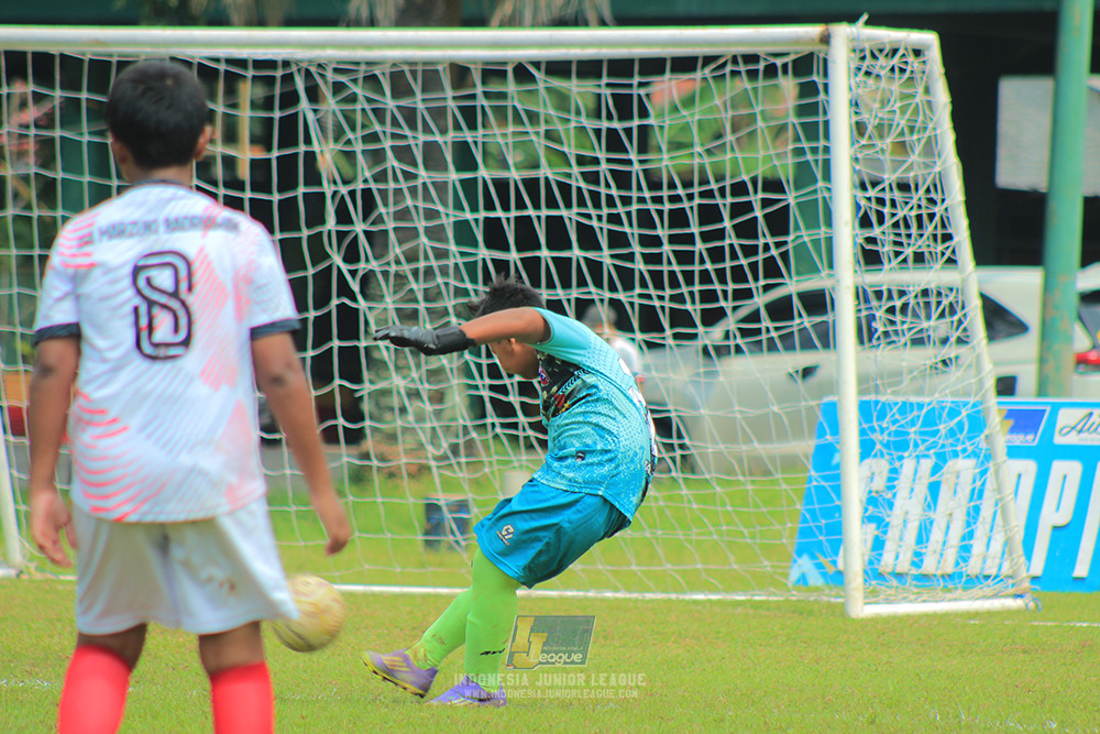 ijl u12 280925 wiradhika soccer vs isa marzuki bandriawan