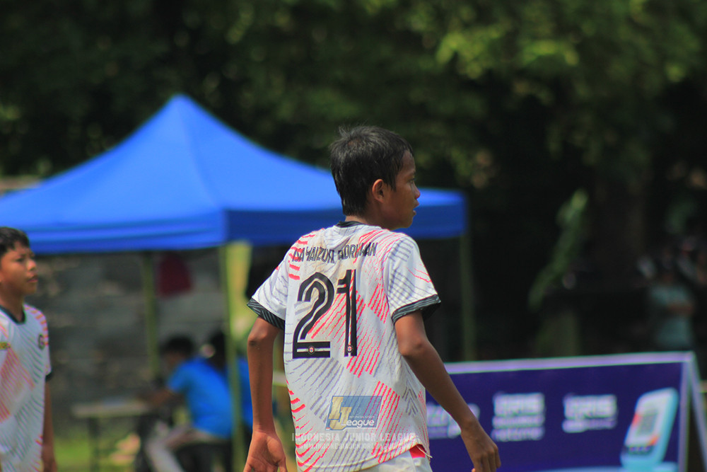 ijl u12 280925 wiradhika soccer vs isa marzuki bandriawan