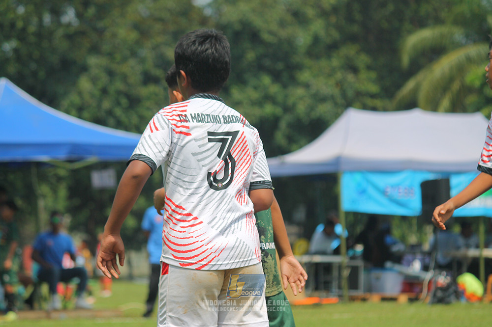 ijl u12 280925 wiradhika soccer vs isa marzuki bandriawan