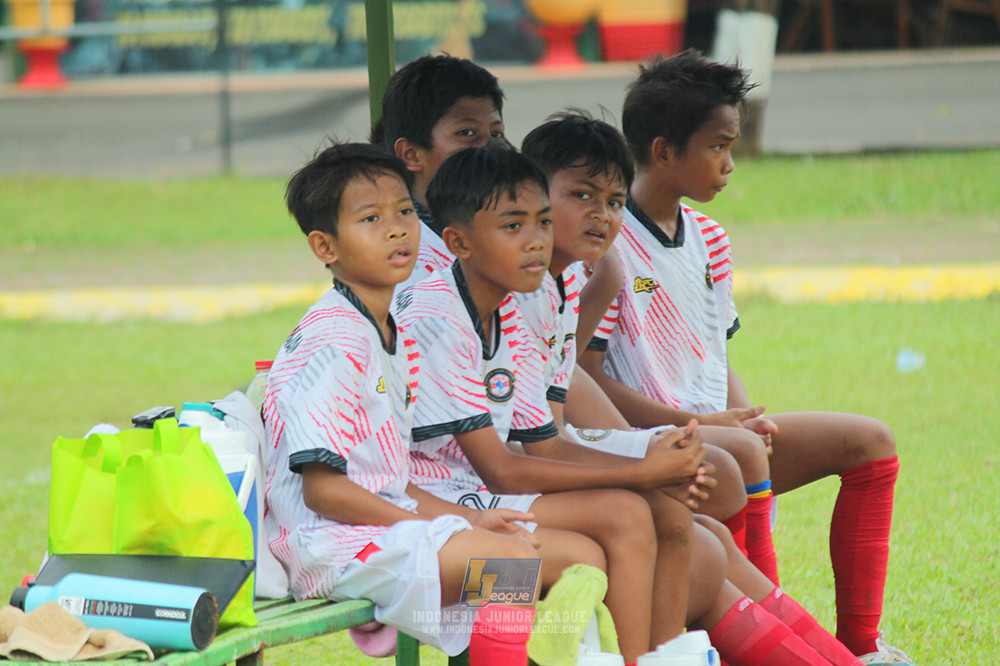 ijl u12 280925 wiradhika soccer vs isa marzuki bandriawan