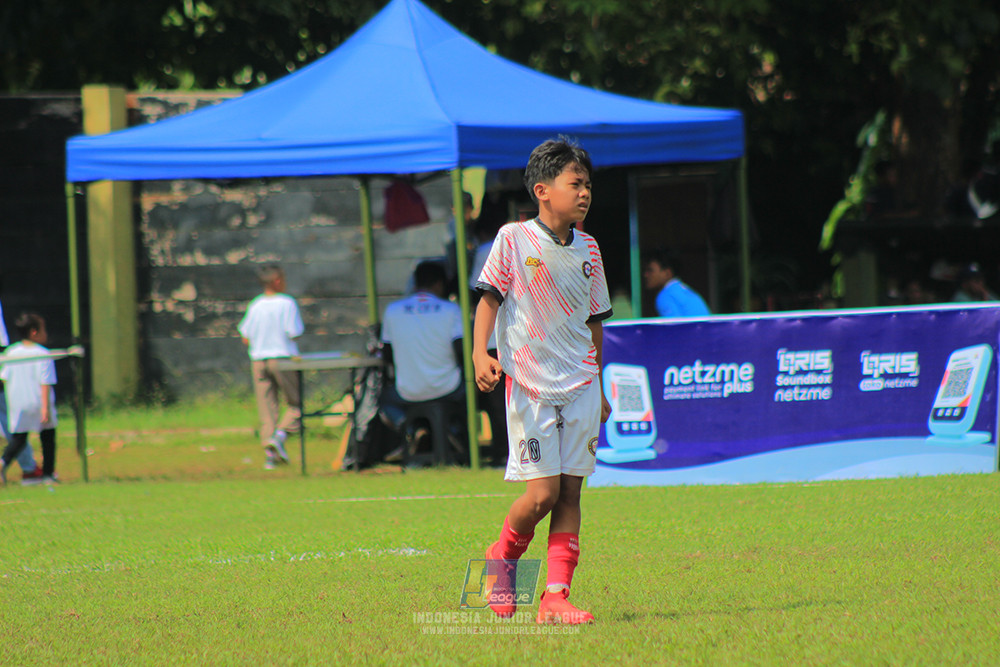 ijl u12 280925 wiradhika soccer vs isa marzuki bandriawan