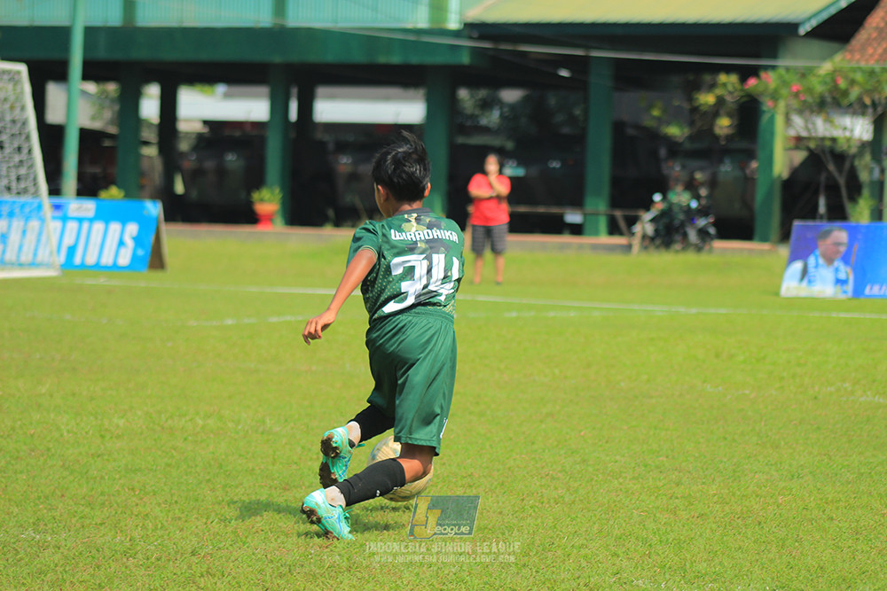 ijl u12 280925 wiradhika soccer vs isa marzuki bandriawan