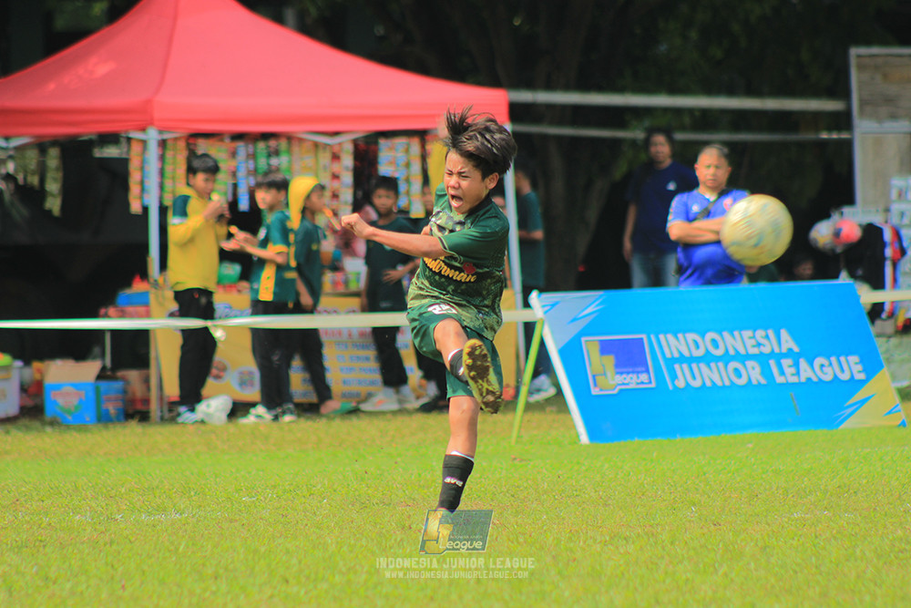 ijl u12 280925 wiradhika soccer vs isa marzuki bandriawan