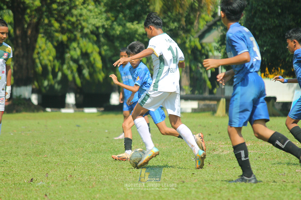 ijl u13 011125 pelita jaya soccer school vs putra muda balaraja