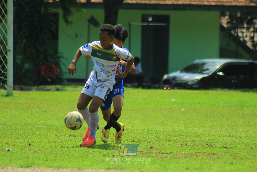 ijl u13 011125 pelita jaya soccer school vs putra muda balaraja