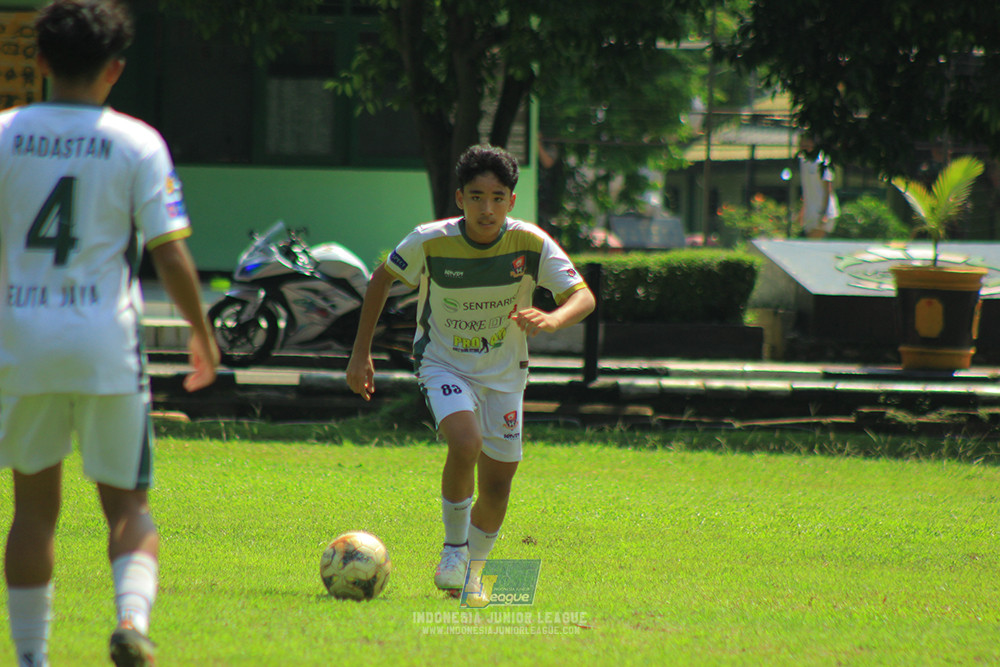 ijl u13 011125 pelita jaya soccer school vs putra muda balaraja