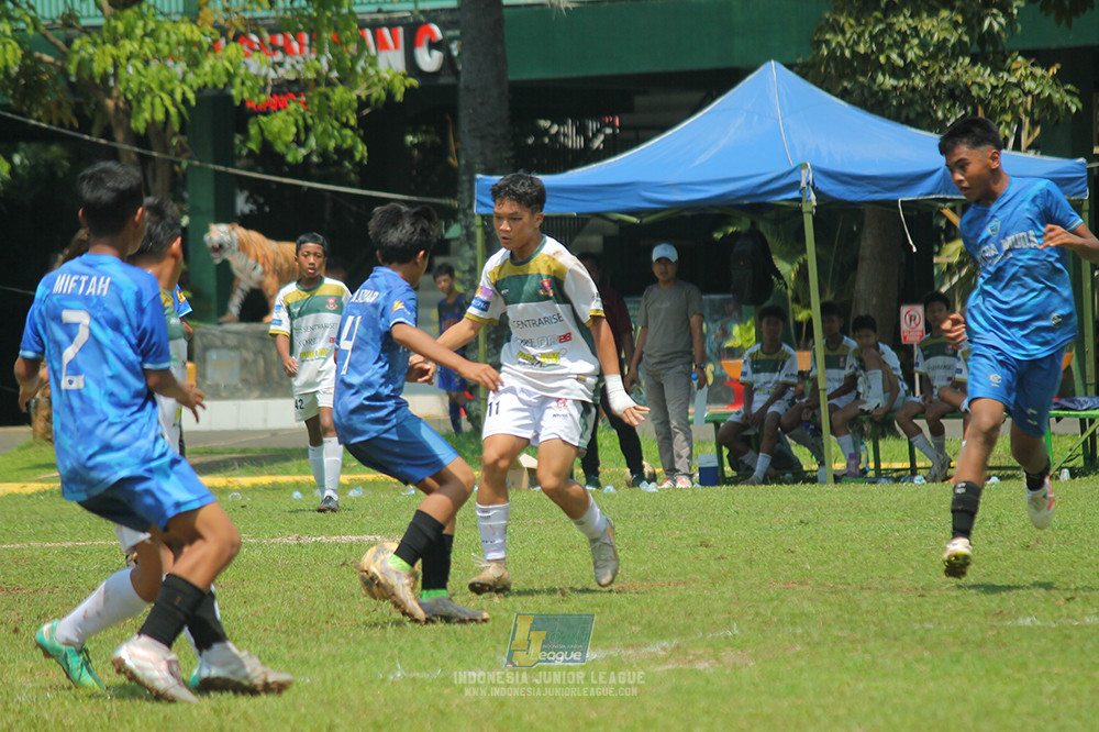 ijl u13 011125 pelita jaya soccer school vs putra muda balaraja