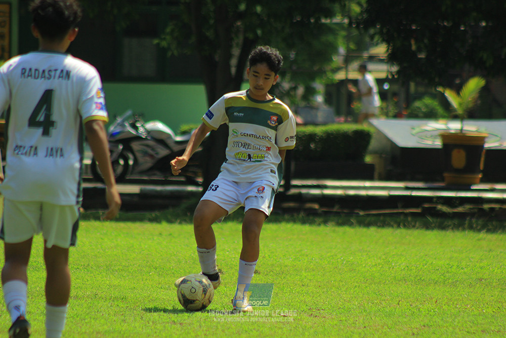 ijl u13 011125 pelita jaya soccer school vs putra muda balaraja