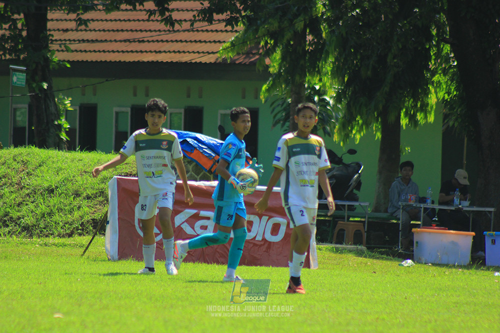 ijl u13 011125 pelita jaya soccer school vs putra muda balaraja