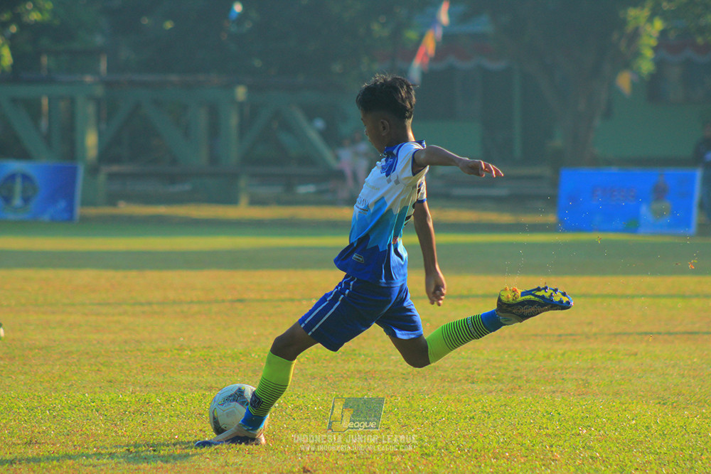 ijl u13 020825 bintang garuda soccer skill vs sparta 1979