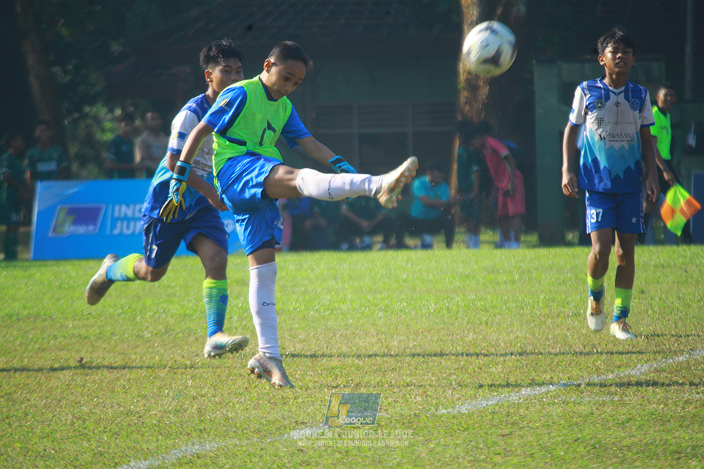 ijl u13 020825 bintang garuda soccer skill vs sparta 1979