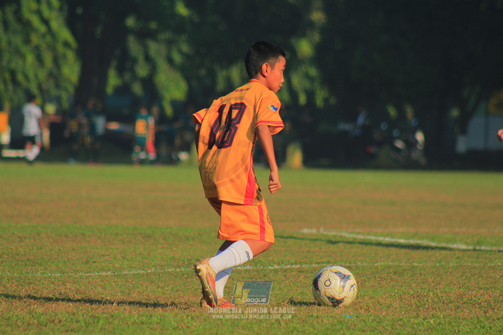 ijl u13 020825 bintang garuda soccer skill vs sparta 1979