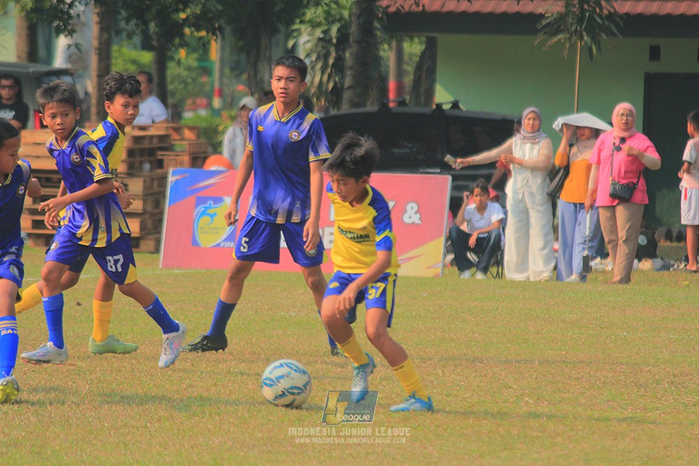 ijl u13 040726 isa marzuki bandriawan blue vs brazillian soccer school lfa