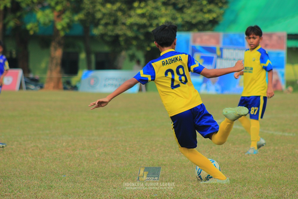 ijl u13 040726 isa marzuki bandriawan blue vs brazillian soccer school lfa