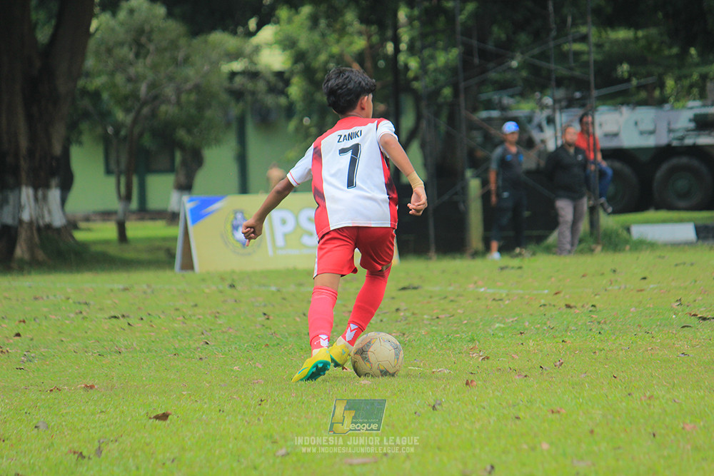 ijl u13 151125 isa marzuki bandriawan vs fff academy jakarta