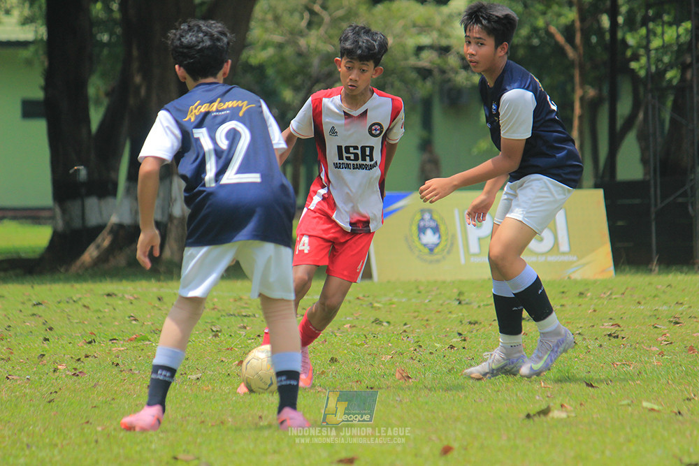 ijl u13 151125 isa marzuki bandriawan vs fff academy jakarta