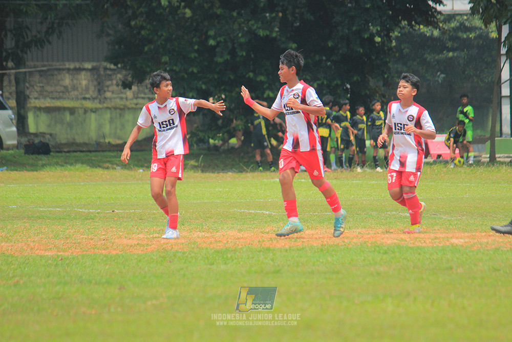 ijl u13 151125 isa marzuki bandriawan vs fff academy jakarta