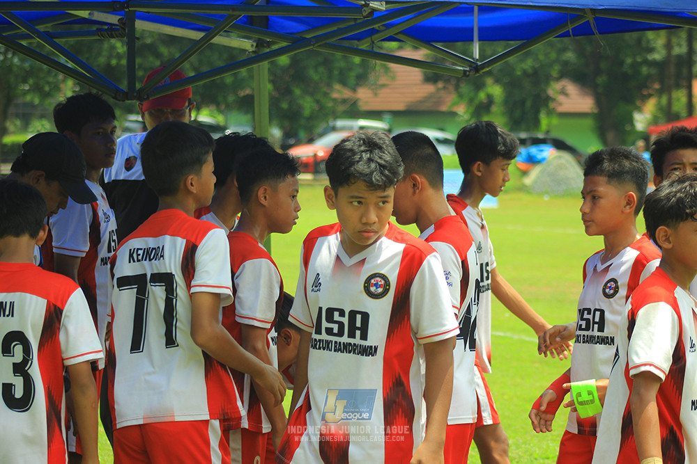 ijl u13 151125 isa marzuki bandriawan vs fff academy jakarta