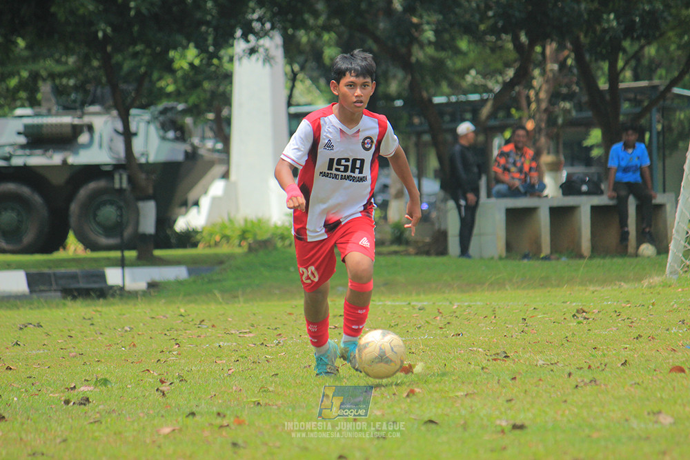 ijl u13 151125 isa marzuki bandriawan vs fff academy jakarta